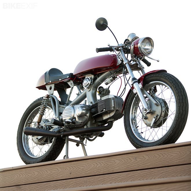 Восстановленный мотоцикл Aermacchi Sprint 1966