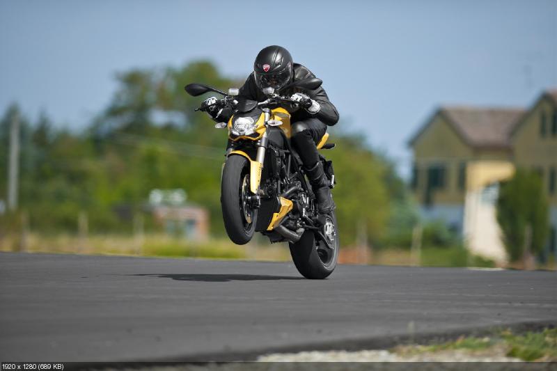 Фотографии мотоцикла Ducati Streetfighter 848 (2012)